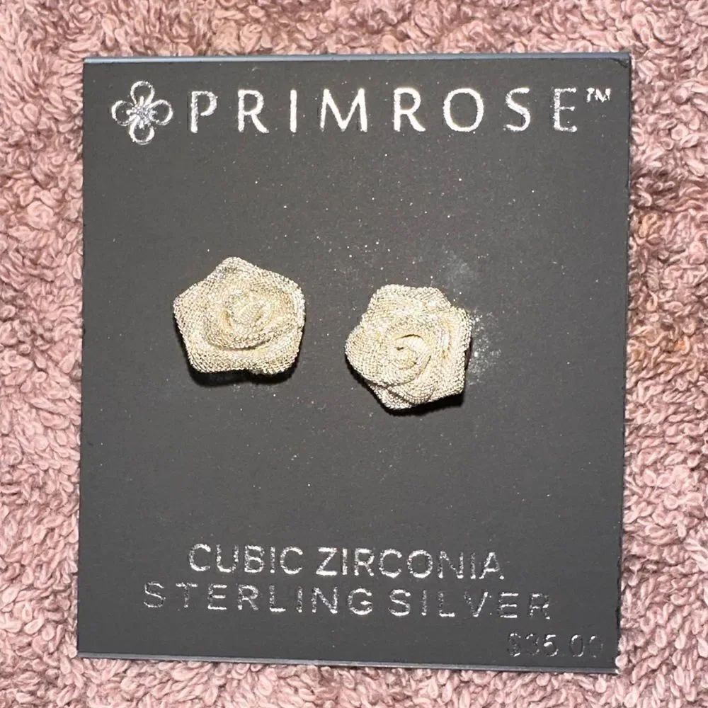 NWTs Sterling Silver Rose Studs